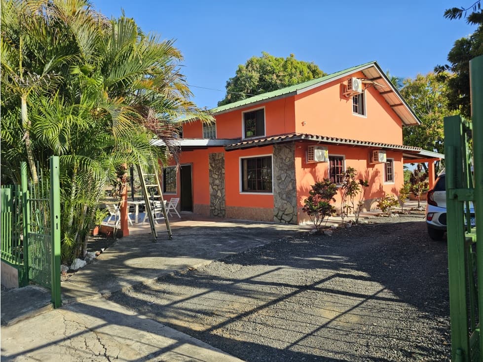 Venta de casa en Santa Ana, Los Santos - 1