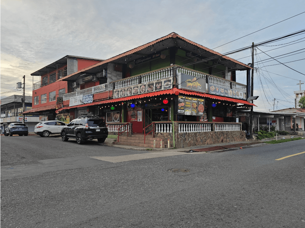 Se Vende Local Comercial en La Chorrera (DR) - 1