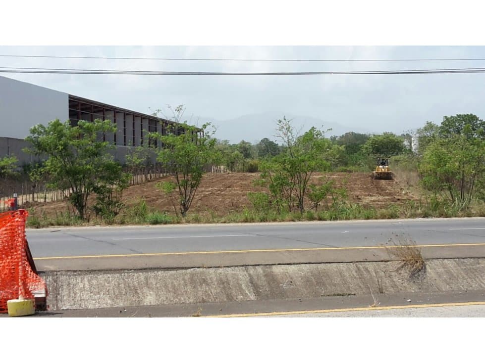 TERRENO EN VENTA PACORA SOBRE VIA INTERAMERICANA - 1