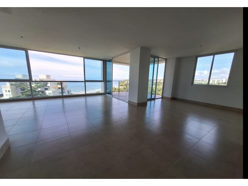 HERSMOSO APARTAMENTO DE 140 MTS2 EN RIOMAR - 1
