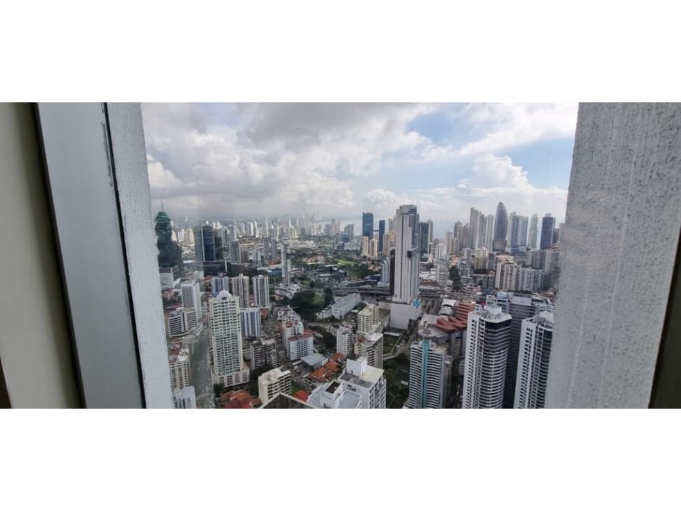 ALQUILER DE OFICINA EN TORRE BICSA // AVE BALBOA CS - 1