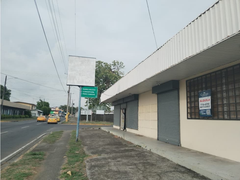 Edificio Comercial en Esquina Frente Avenida Red Gray - 1