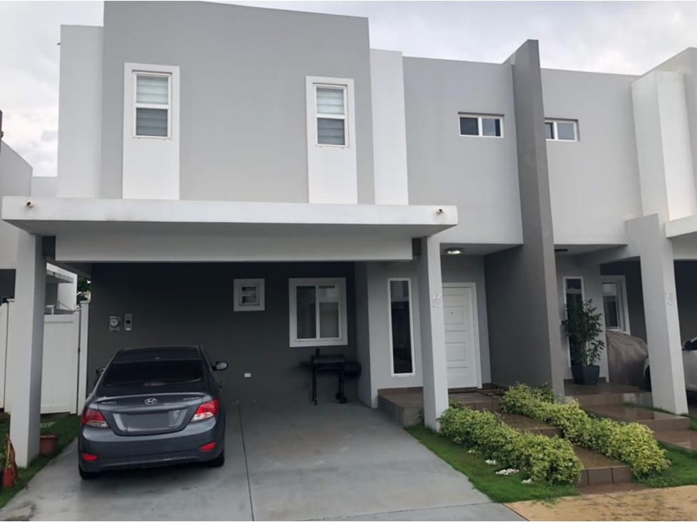 SE VENDE TOWN HOUSE EN PANAMA VE01-0703PA-SP - 1