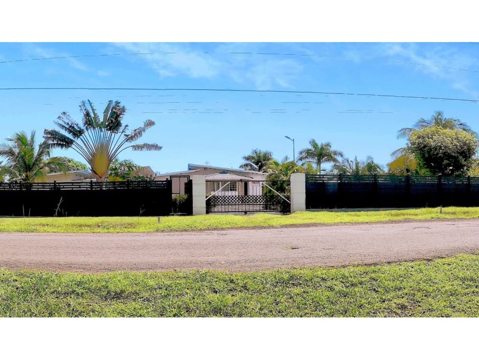 Venta de Casas con piscina en Aguadulce - 1