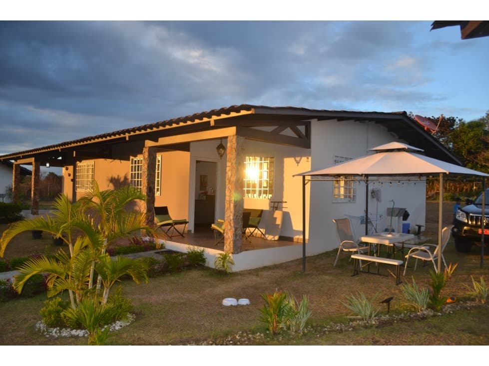 PENONOME / LLANO GRANDE / PH MAJA / 300M2 / 2 HABITACION - 1