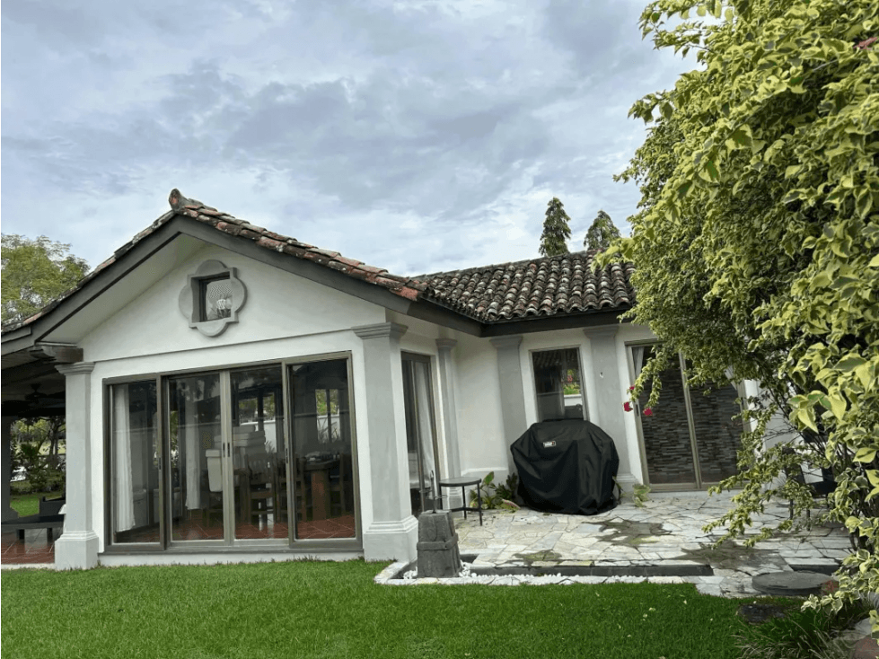 BUENAVENTURA / PH LOS PORTALES / 1251M / PISCINA / FRENTE AL LAGO - 1