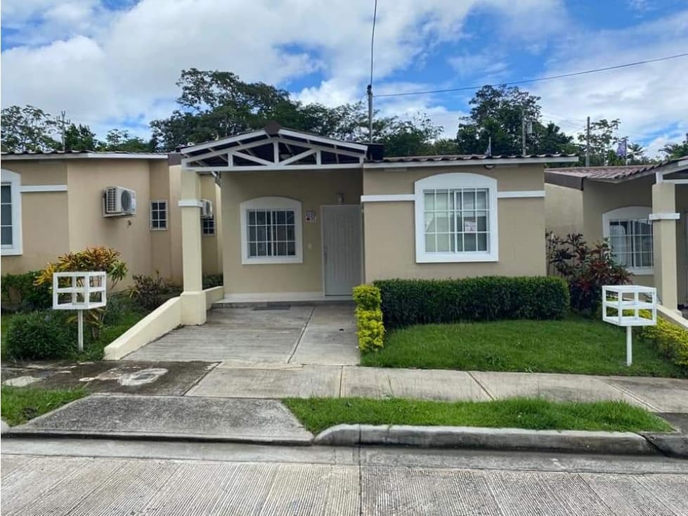 SE ALQUILA CASA AMOBLADA EN CERRO SILVESTRE - 1