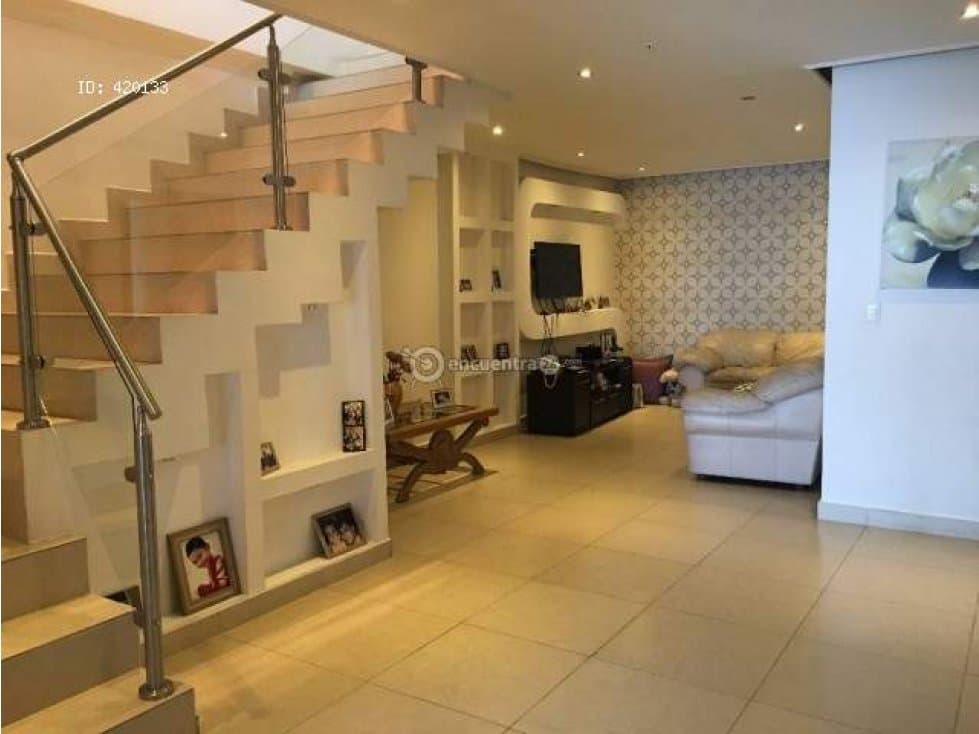 AV. BALBOA ALQUILO BELLO APTO. DUPLEX AMOBLADO - 1