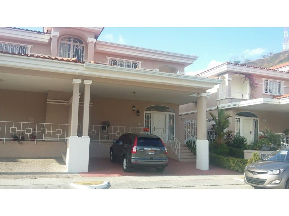 ALTOS COUNTRY CLUB 1000 CASA REMODELADA VENTA - 1