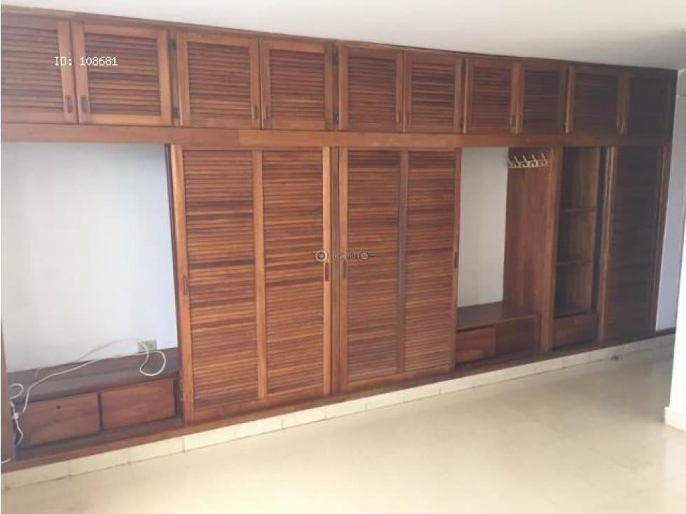 ALQUILO - VENDO Apartamentos en Vía Argentina - 1