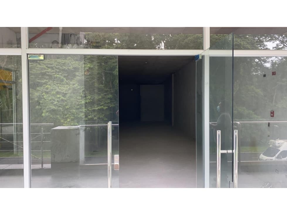 LOCAL COMERCIAL EN OBRA GRIS, CLAYTON - 1
