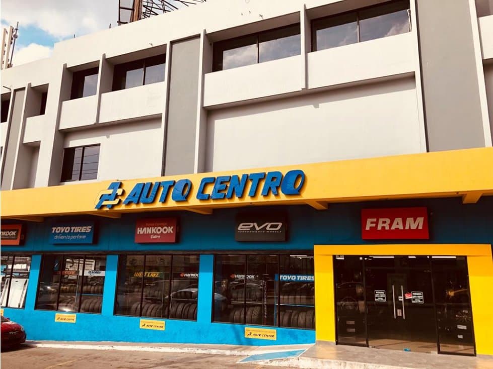 OFICINA 74m2, FRENTE AL CENTRO COMERCIAL EL DORADO, PLAZA CENTRO - 1