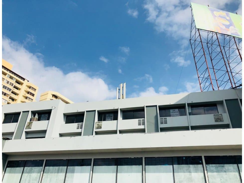 OFICINA 165 m2, FRENTE AL CENTRO COMERCIAL EL DORADO, PLAZA CENTRO - 1