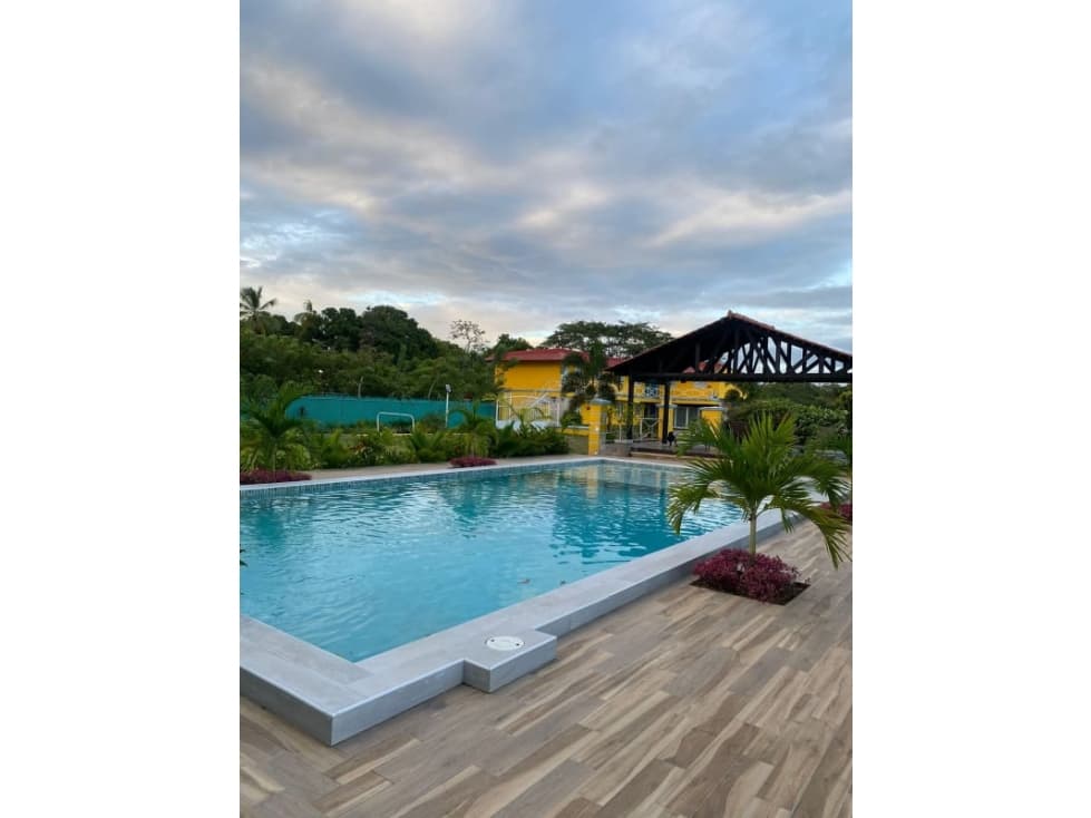VENTA DE HOTEL EN RIO HATO - 1