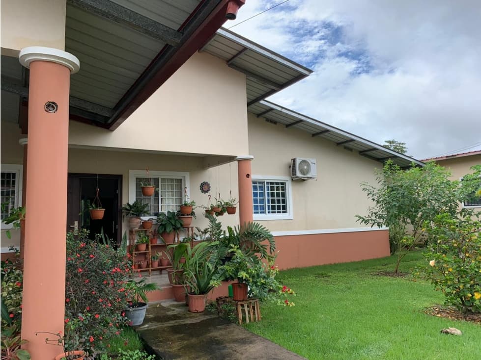 Hermosa Vivienda en Villas Oliva, Bágala - 1