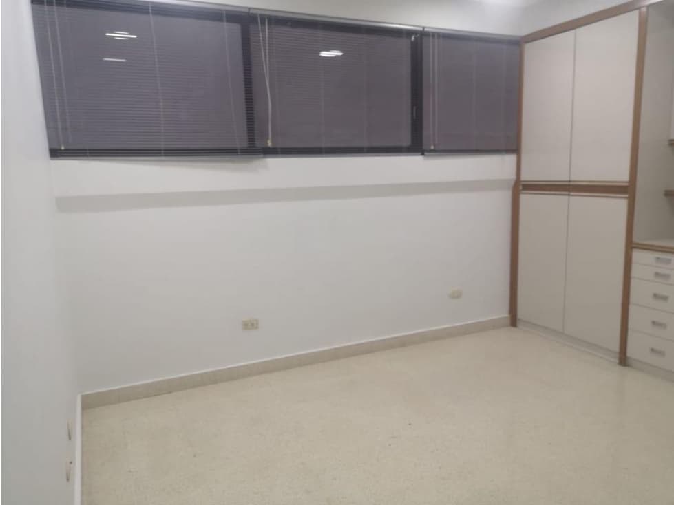 ALQUILER O VENTA DE 2 CONSULTORIOS MEDICOS EN PUNTA PAITILLA - 1