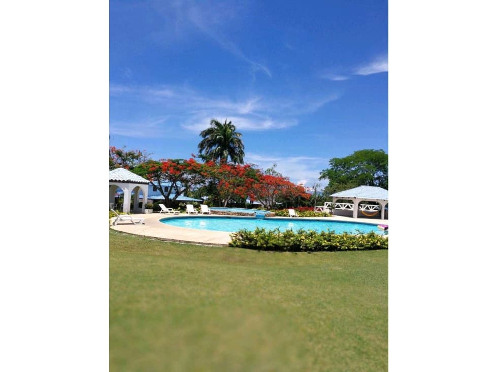 ALQUILER Y VENTA ESPECTACULAR CASA DUPLEX EN PLAYA BLANCA TC - 1