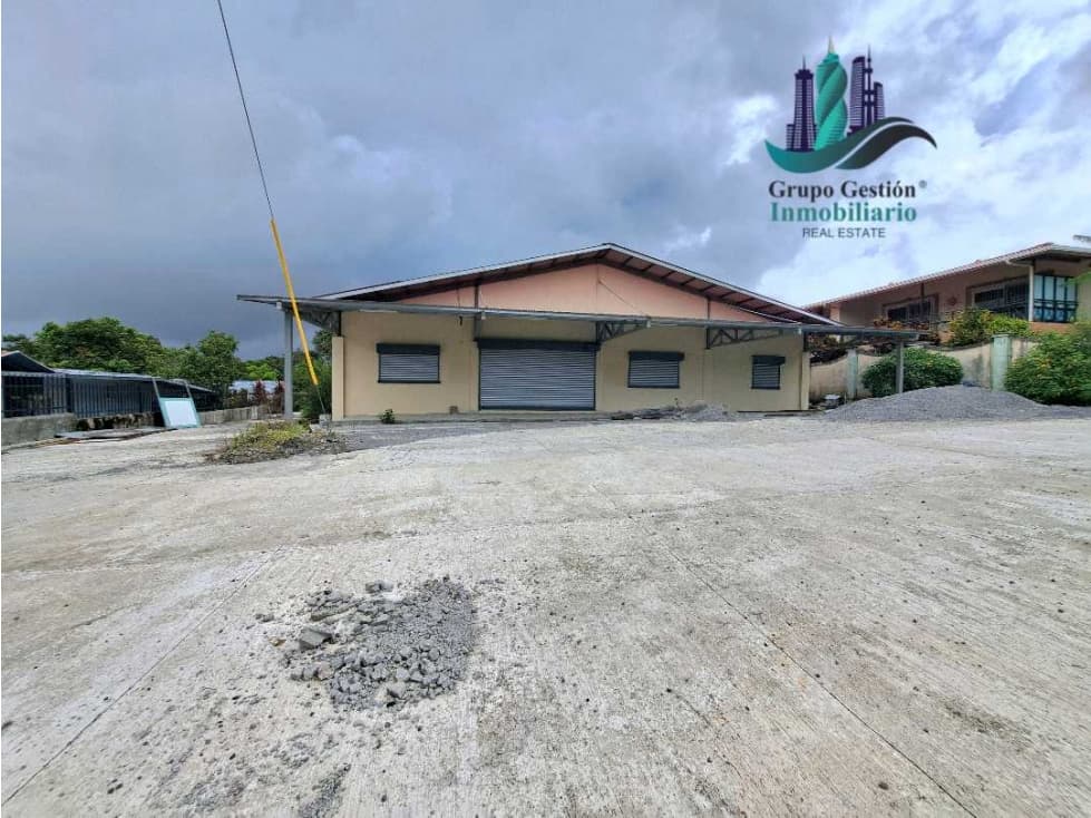 ALQUILO LOCAL.DE 800MTS EN ALTO BOQUETE - 1