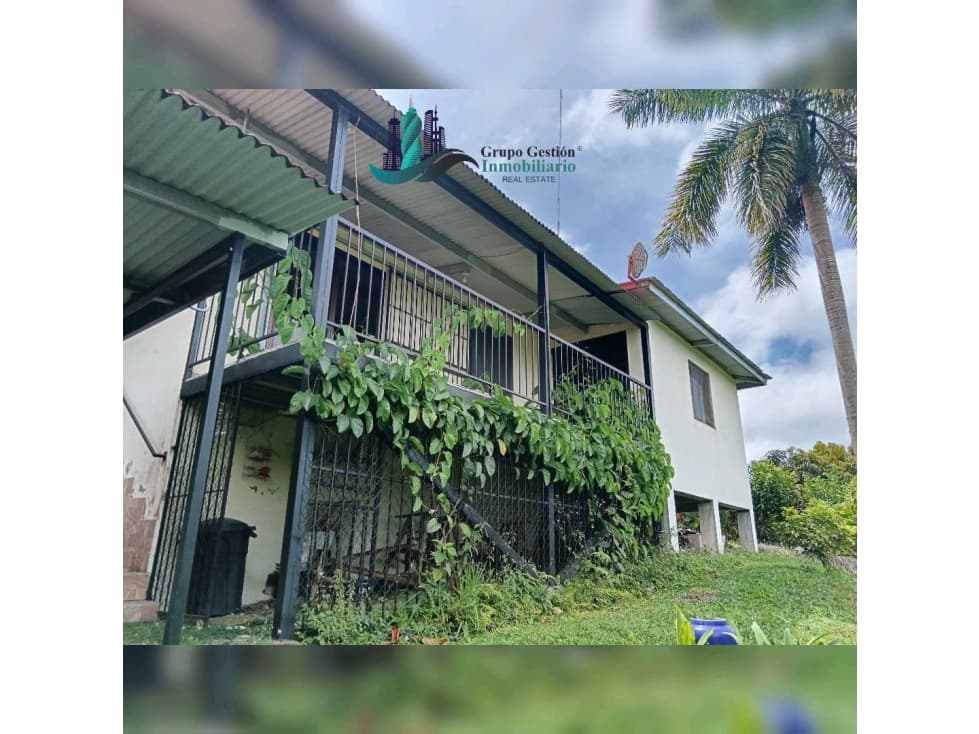 SE VENDE CASA CON HERMOSAS VISTAS Y AMBIENTE FRESCO. - 1