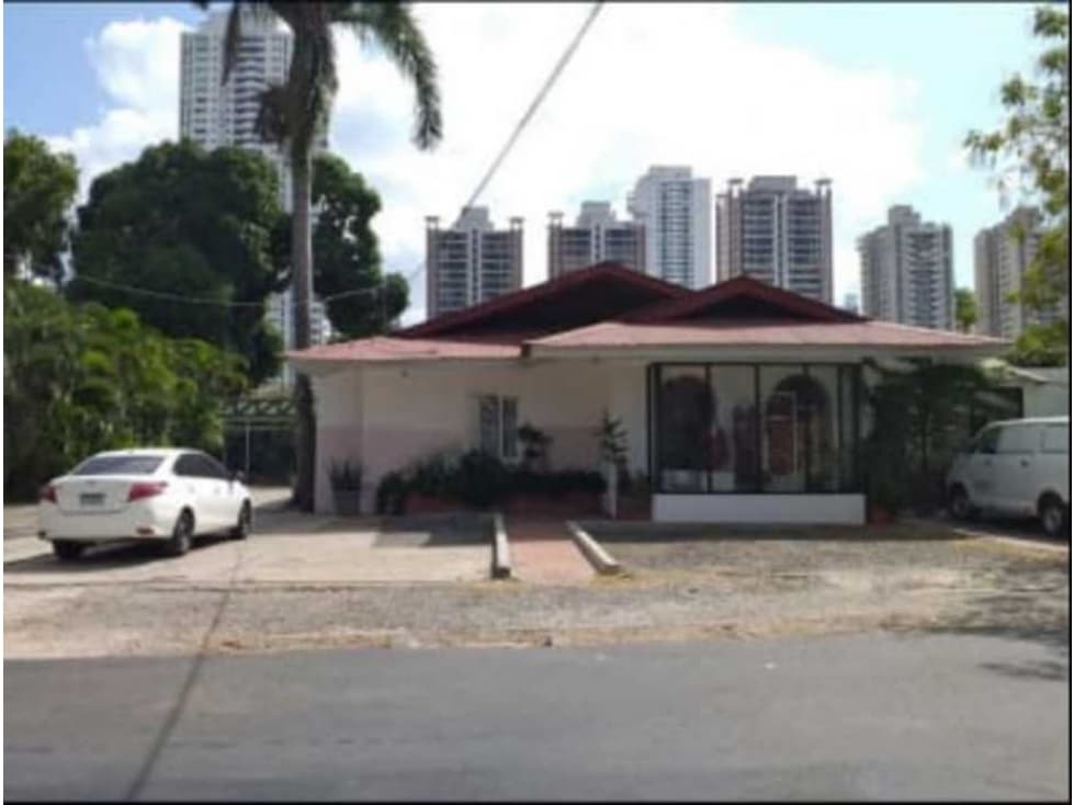 SE VENDE CASA COMERCIAL EN SAN FRANCISCO - 1