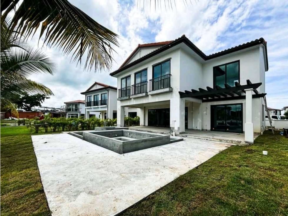 Se vende casa en Buenaventura - Rio Hato Panamá. - 1