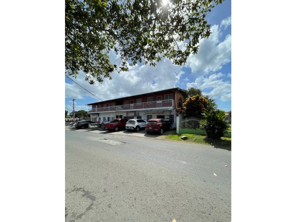 Se Vende Edificio de Locales Comerciales - 1