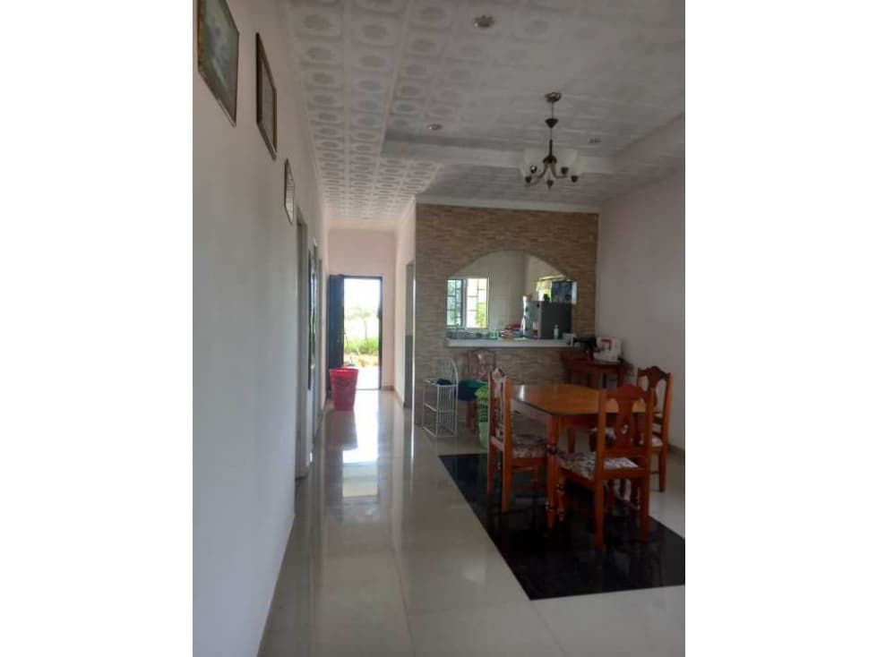 VENDO CASA CON DERECHO POSESORIO GUALACA - 1