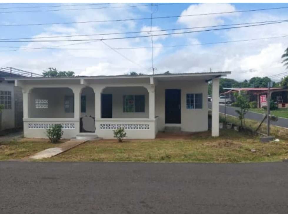 VENDO CASA EN LA CHORRERA BARRIO BALBOA 3R - 1