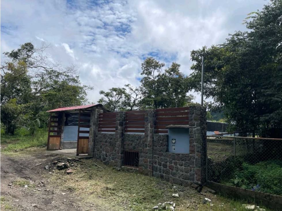 VENDO CASA EN VOLCAN LOTE 600MTS - 1