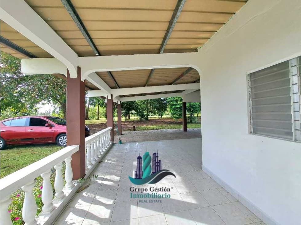 VENDO CASA Y TERRENO DE + 3HECTAREAS - 1