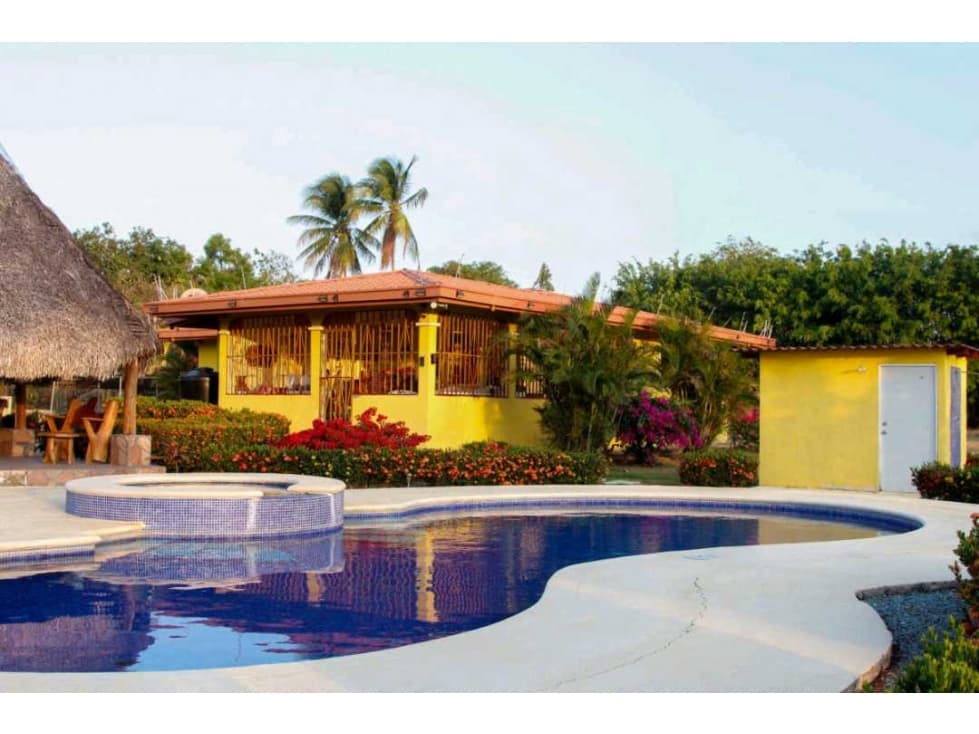 VENTA DE CASA EN RÍO GRANDE VILLA CAMPESTRE CON PISCINA - 1