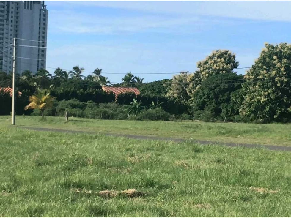 VENTA DE TERRENO DE PLAYA SOL Y MAR - 1