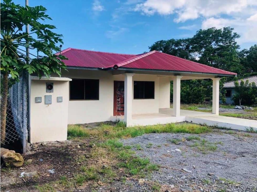 VENDO CASA DE 450M2 EN BOQUERON - 1